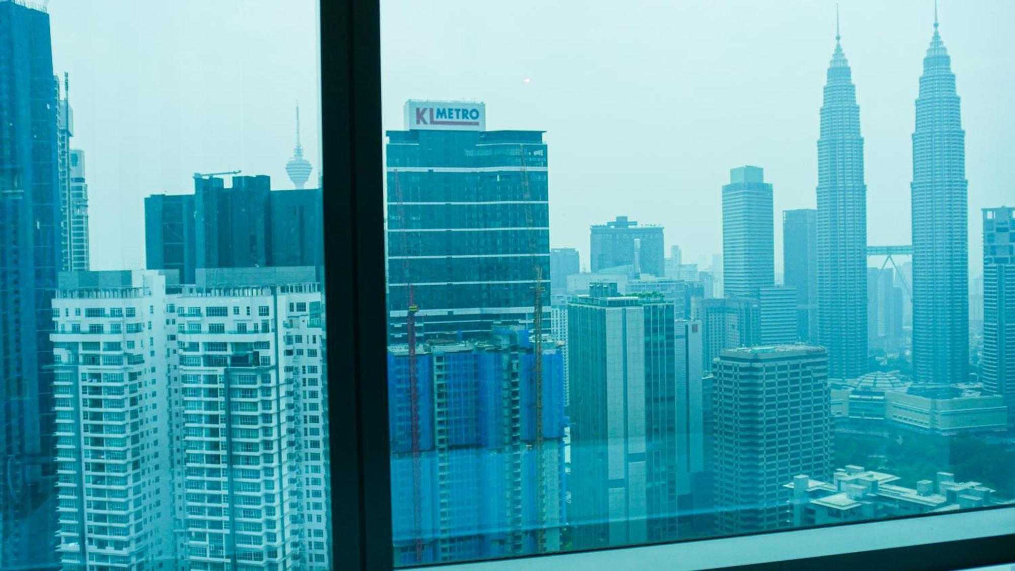 Crystal Suite At Eaton Klcc Kuala Lumpur Bagian luar foto